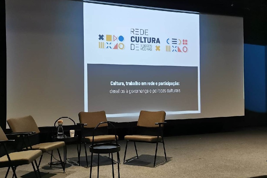 Encontro "Cultura, trabalho em rede e participação: desafios à governança e políticas culturais"